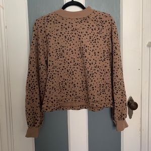 Leopard Print Crew Neck with Balloon Sleeves